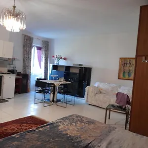 https://villa-elisa-lago-e-monti.it-lombardy.com